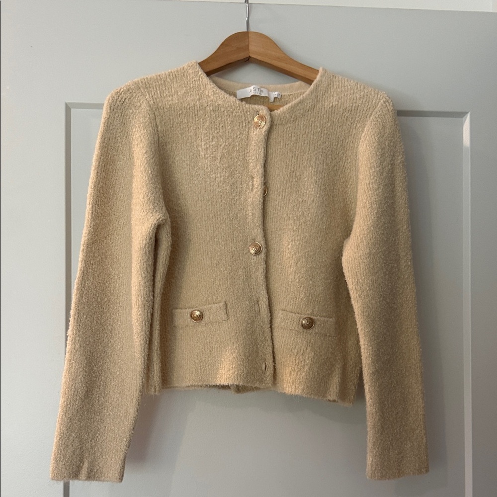 ASTR the Label Teddy Cardigan in Buttercream